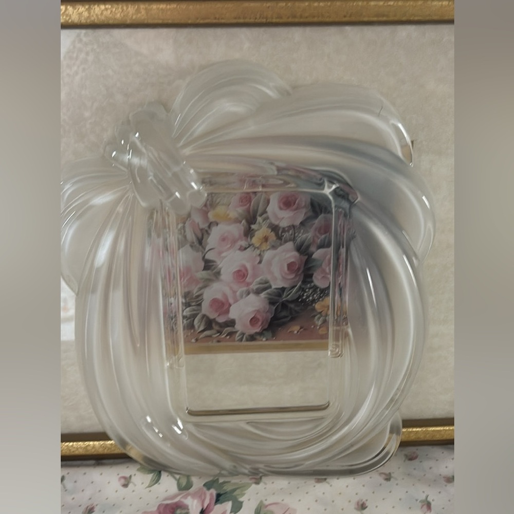 Vintage Mikasa Love Knot frosted crystal picture frame